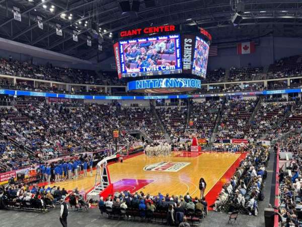 Giant Center, section: 115, row: P, seat: 3