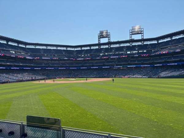 Citizens Bank Park, section: 101, row: 5, seat: 11