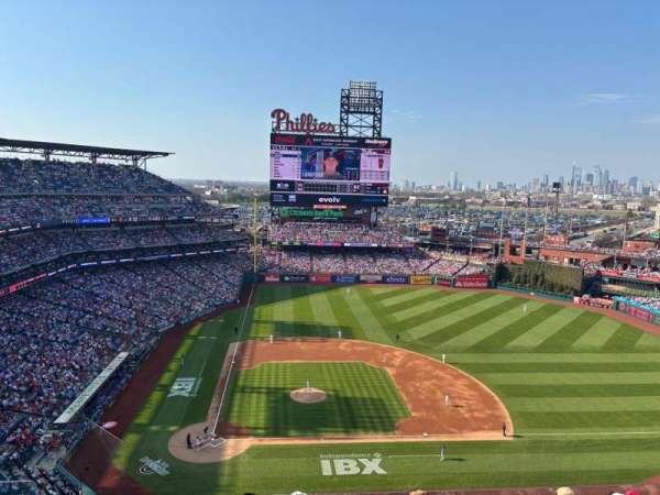 Citizens Bank Park, section: 416, row: 7, seat: 19