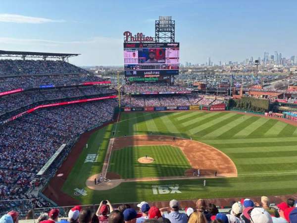 Citizens Bank Park, section: 416, row: 7, seat: 19