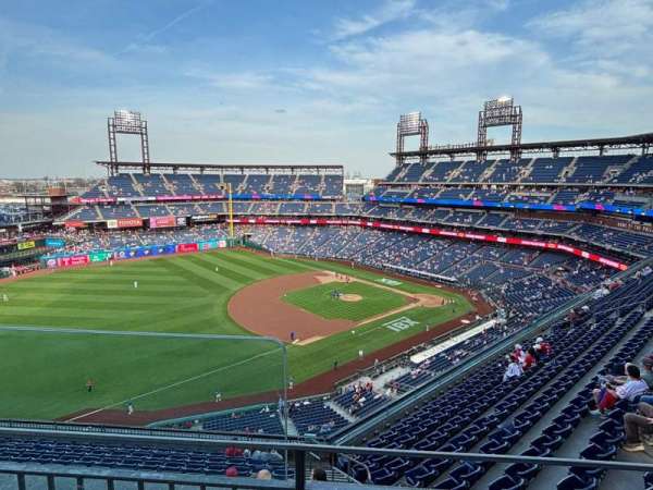 Citizens Bank Park, section: 430, row: 2, seat: 14