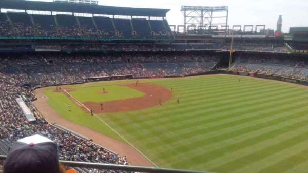 Turner Field, section: 425, row: 2, seat: 6