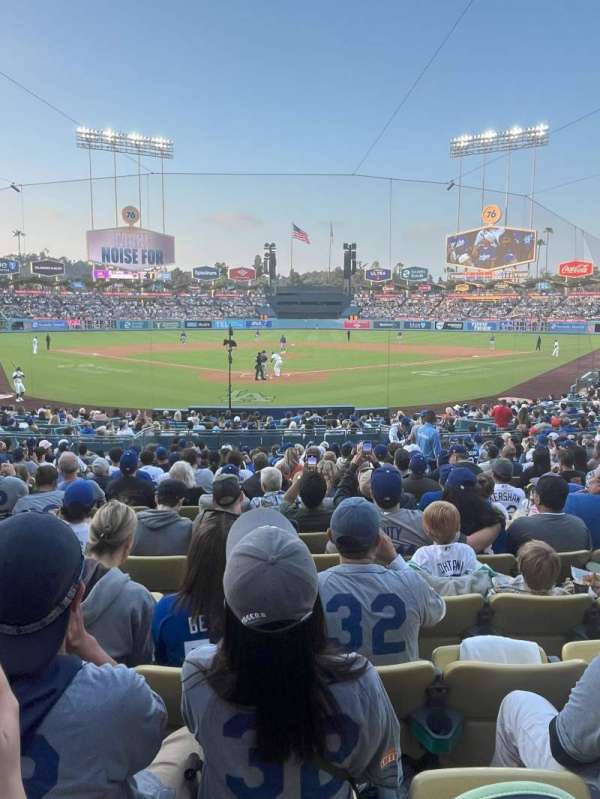 Dodger Stadium, section: 2FD, row: R, seat: 5