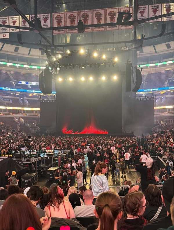 United Center, section: 105, row: 11, seat: 6