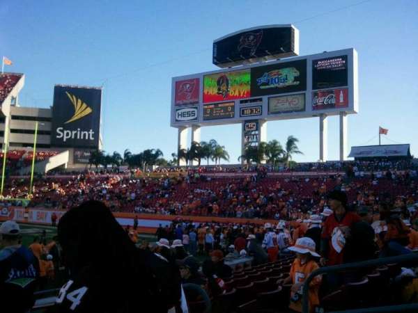 Raymond James Stadium, section: 113, row: f