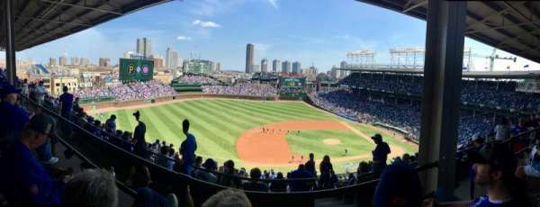Wrigley Field, section: 410L, row: 2, seat: 18