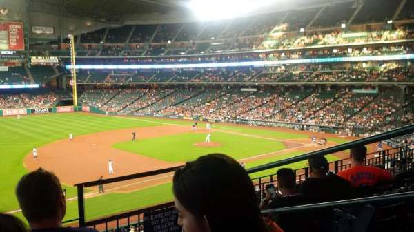 Daikin Park, section: 209, row: 4, seat: 14