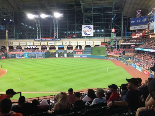 Daikin Park, section: 231, row: 6, seat: 2