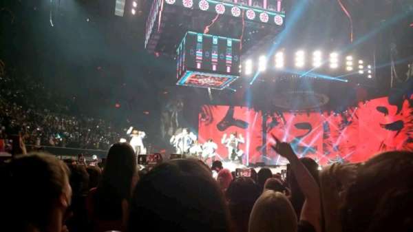 Kia Forum, section: J, row: 10, seat: 6