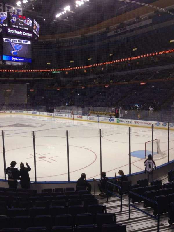 Enterprise Center, section: 112, row: M, seat: 4