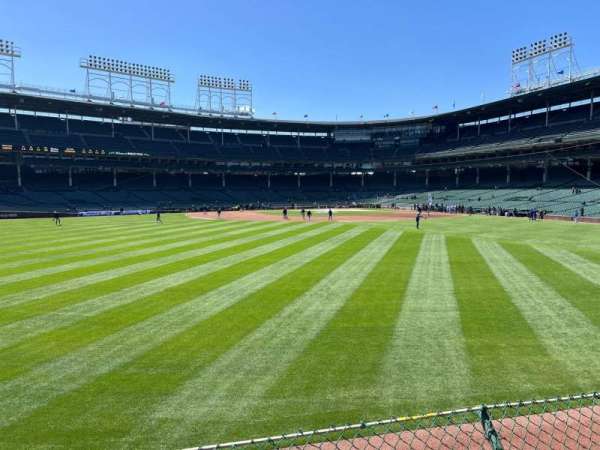Wrigley Field, section: 506, row: 1, seat: 5