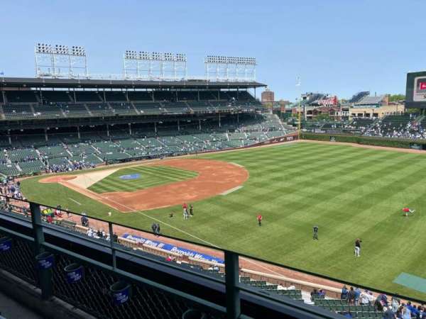 Wrigley Field, section: 330R, row: 2, seat: 9