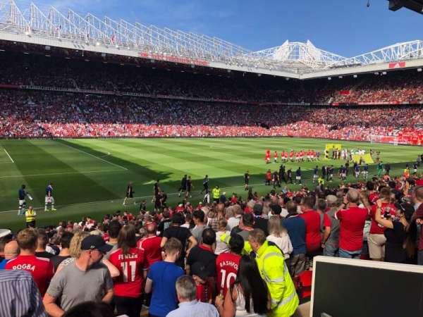 Old Trafford, section: S121, row: 17, seat: 237