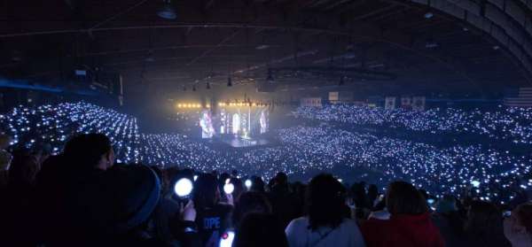 Allstate Arena, section: 216, row: Q, seat: 25