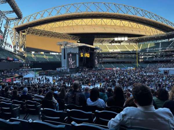 T-Mobile Park, section: 146, row: 32, seat: 14
