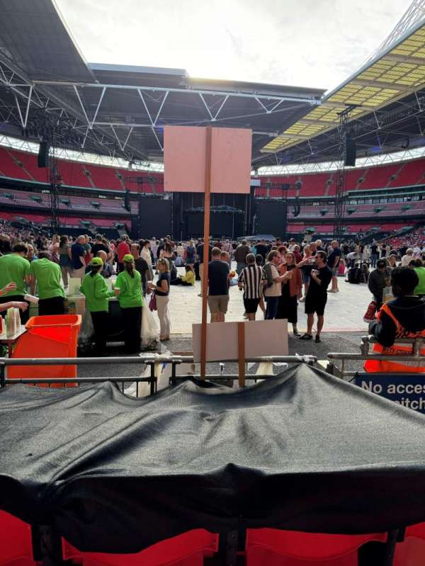 Wembley Stadium, section: 113, row: 4, seat: 52