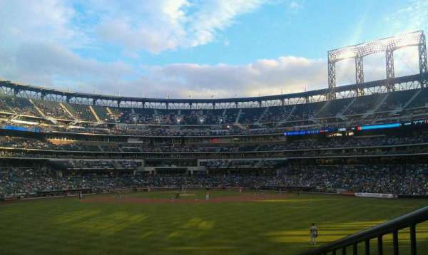 Citi Field, section: 140, row: 15, seat: 11