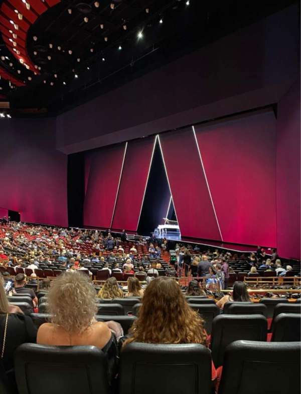 The Colosseum At Caesars Palace, section: 202, row: M, seat: 212