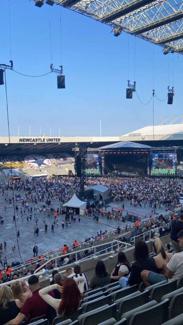 St James' Park, section: MS-L4A, row: M, seat: 17