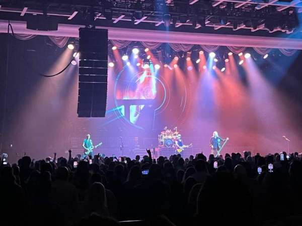Borgata Event Center, section: Riser B, row: D, seat: 3