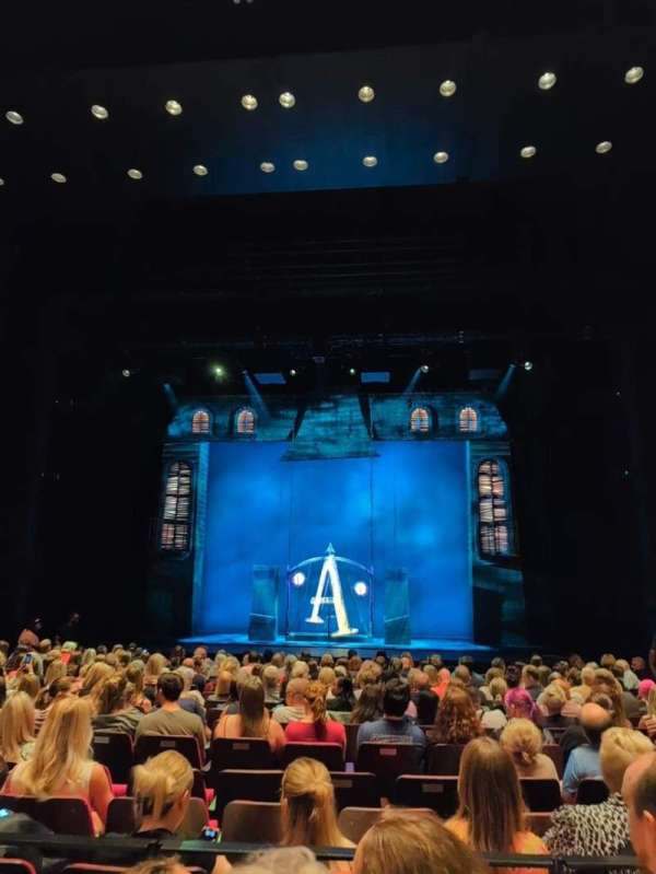 Curve, section: Stalls, row: S, seat: 11