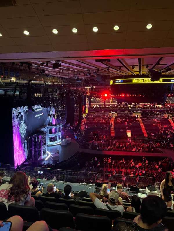 Madison Square Garden, section: 223, row: 10, seat: 17