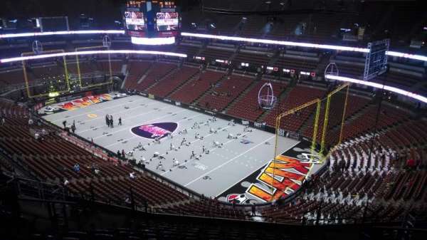 Honda Center, section: 406, row: N, seat: 8