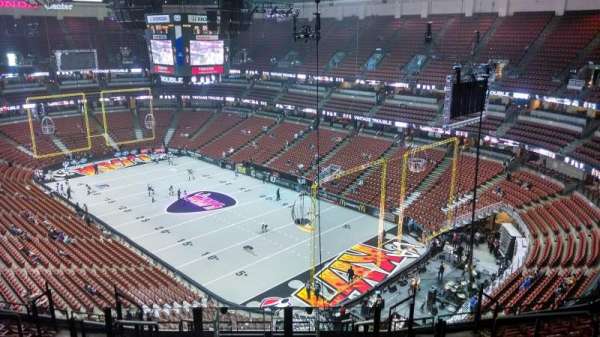Honda Center, section: 427, row: M, seat: 8