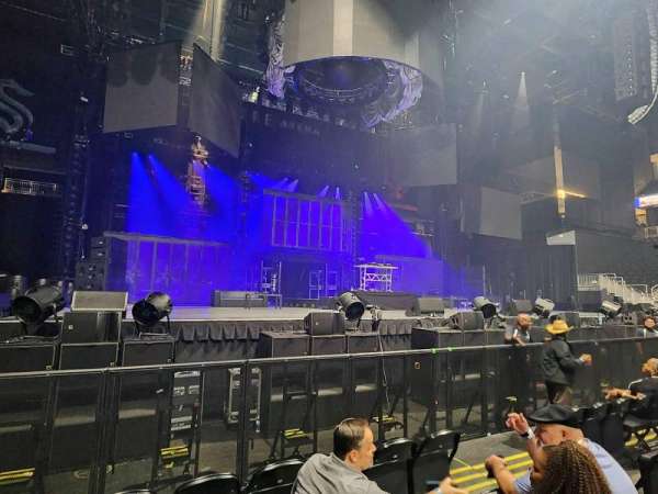Acrisure Arena, section: Floor 1, row: 5, seat: 7