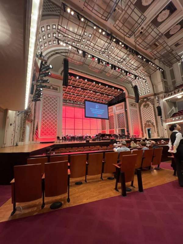 Cincinnati Music Hall, section: Orchestra 1, row: E, seat: 101