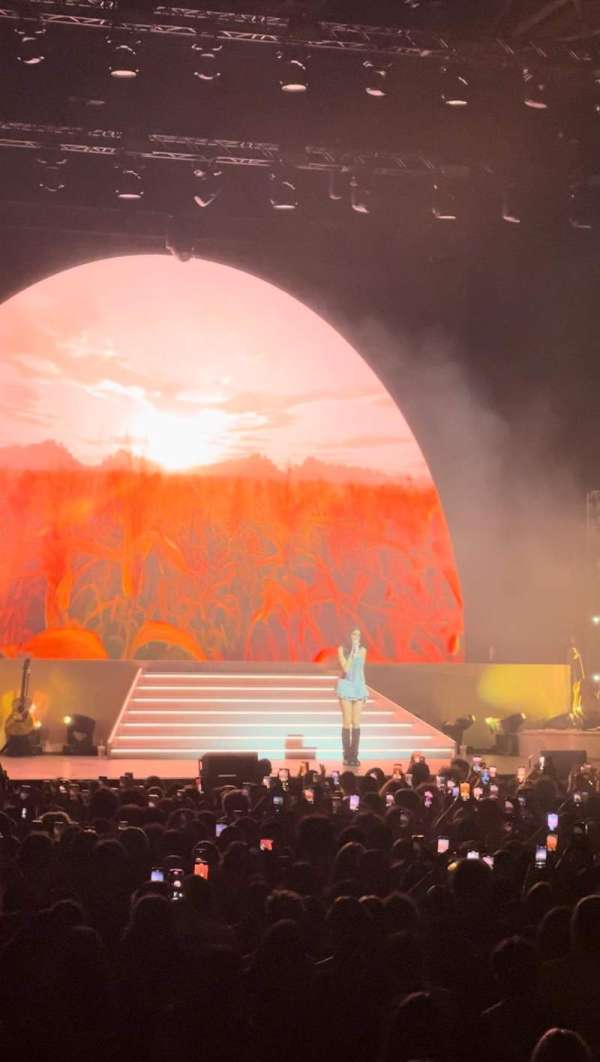 Zénith Paris, section: G, row: 8, seat: 79