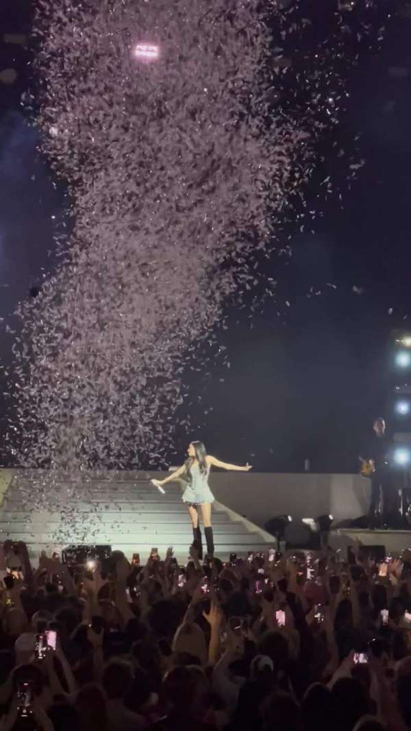 Zénith Paris, section: G, row: 8, seat: 79
