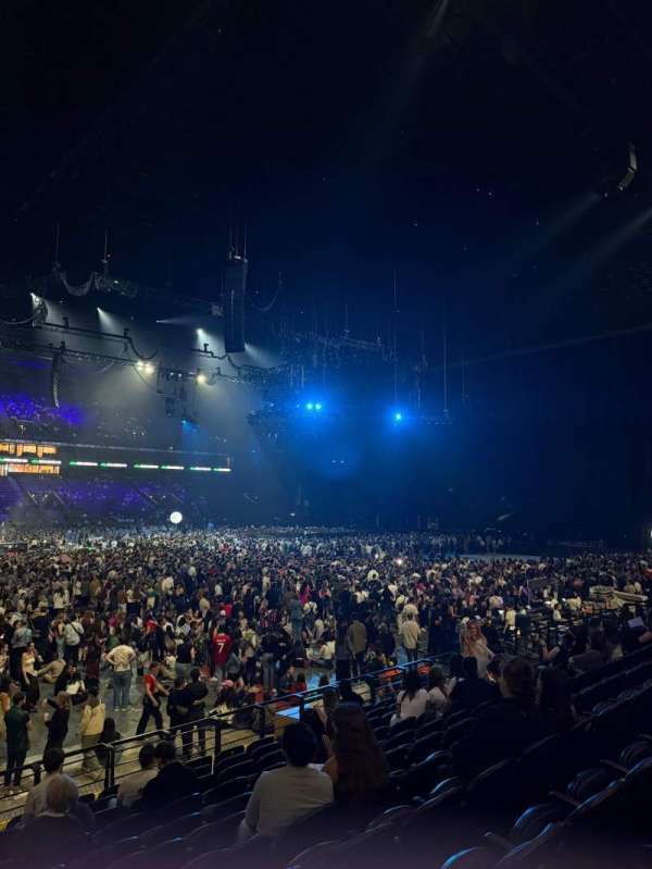 Paris La Défense Arena, section: 114, row: 15, seat: 34