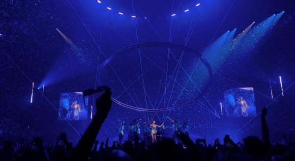 LDLC Arena, section: fosse