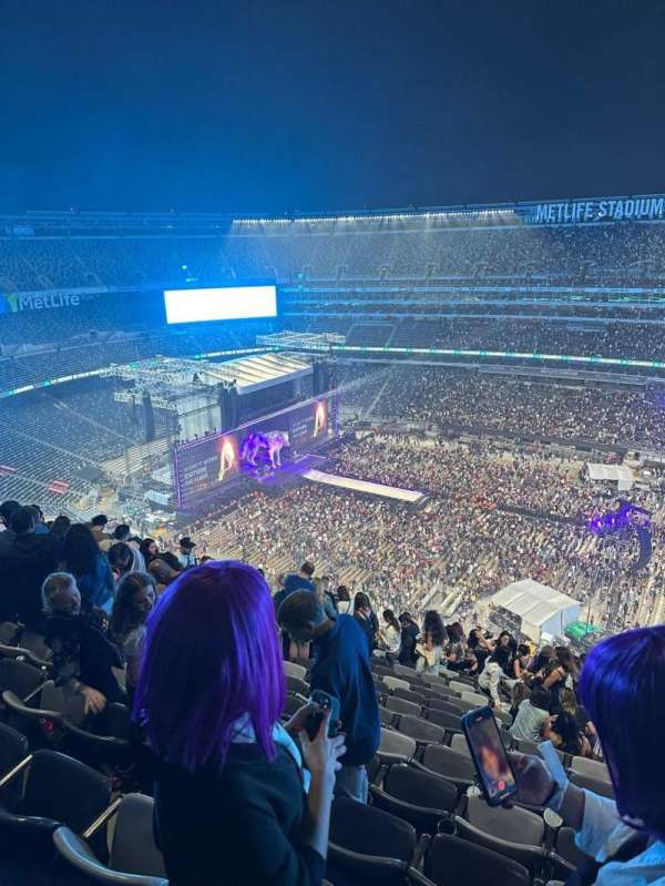 MetLife Stadium, section: 336, row: 19, seat: 19