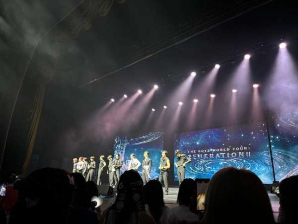 Radio City Music Hall, section: Orchestra 3, row: DD, seat: 303