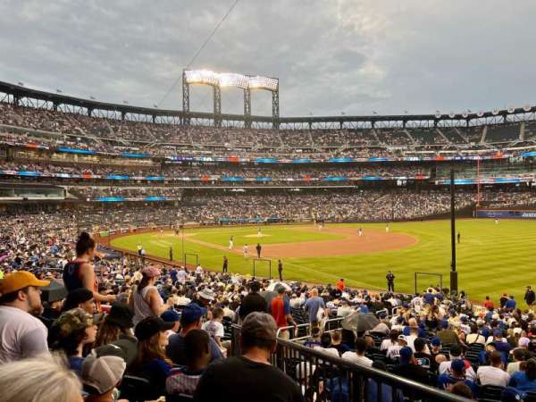 Citi Field, section: 108, row: 28, seat: 8