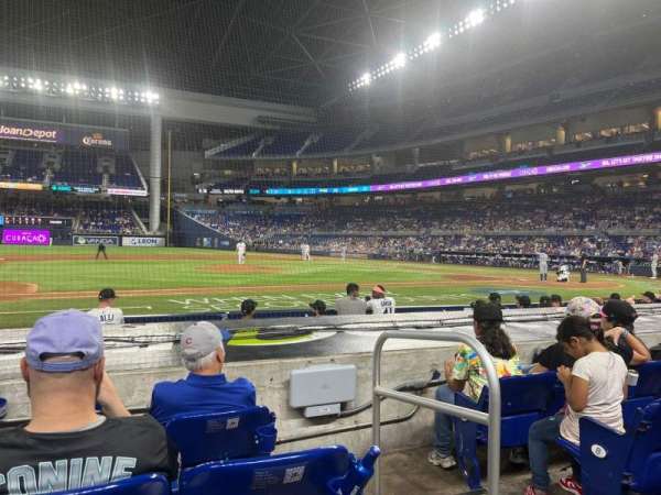 LoanDepot Park, section: 21, row: D, seat: 2