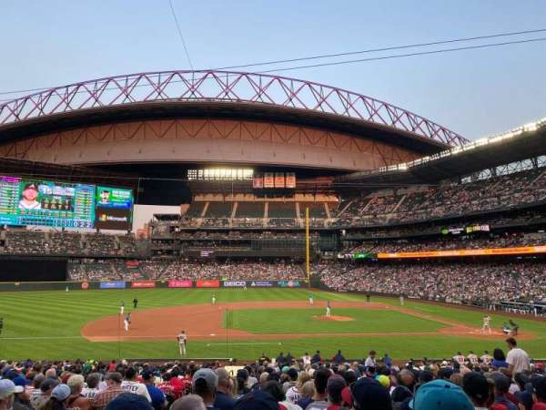 T-Mobile Park, section: 138, row: 30, seat: 11