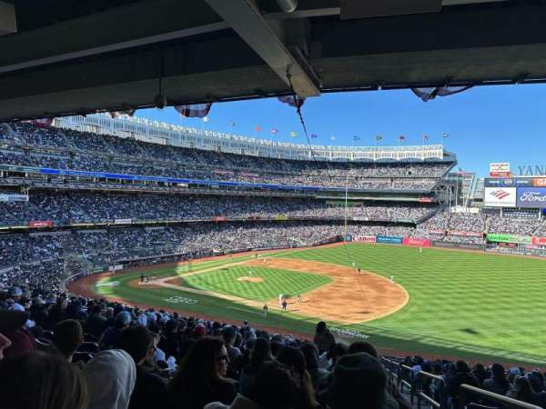 Yankee Stadium, section: 214A, row: 21, seat: 1