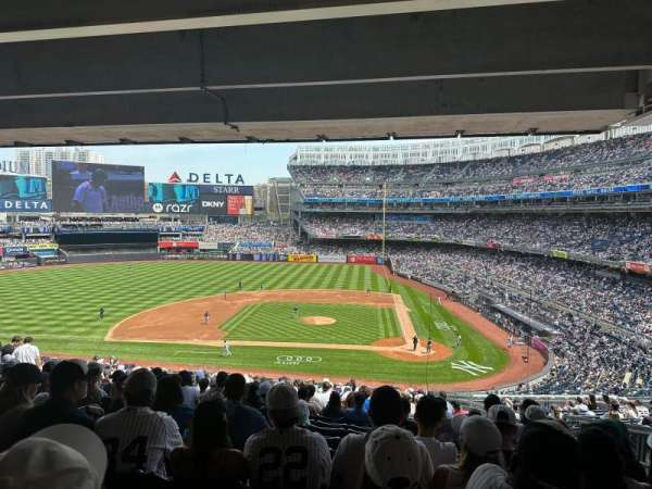 Yankee Stadium, section: 223, row: 21, seat: 5