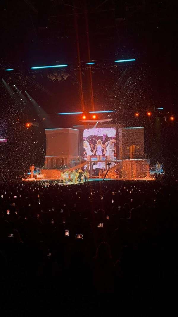 Crypto.com Arena, section: 105, row: 3, seat: 1