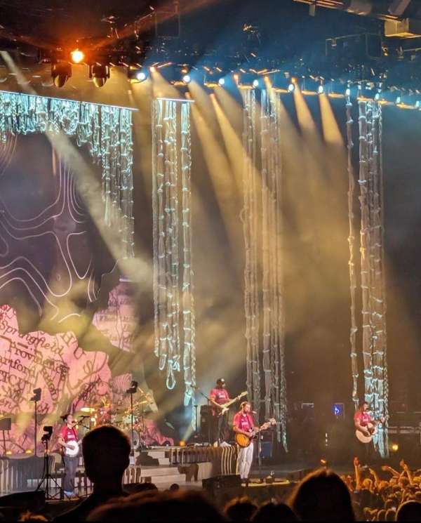 Hollywood Casino Amphitheatre, section: 201, row: EE, seat: 8