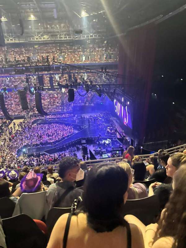 qudos bank arena, section: 67-1, row: G, seat: 330