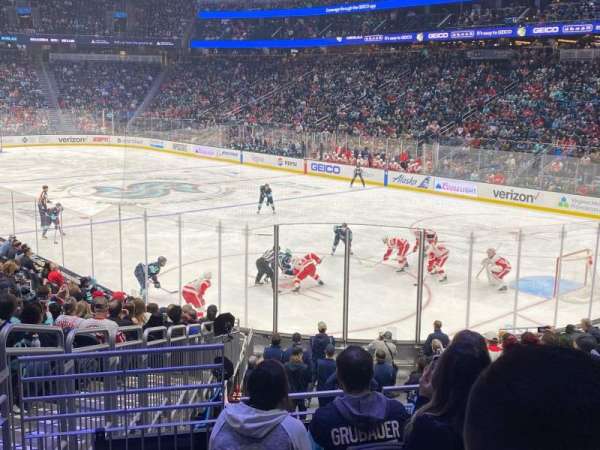 Climate Pledge Arena, section: 09, row: S, seat: 20