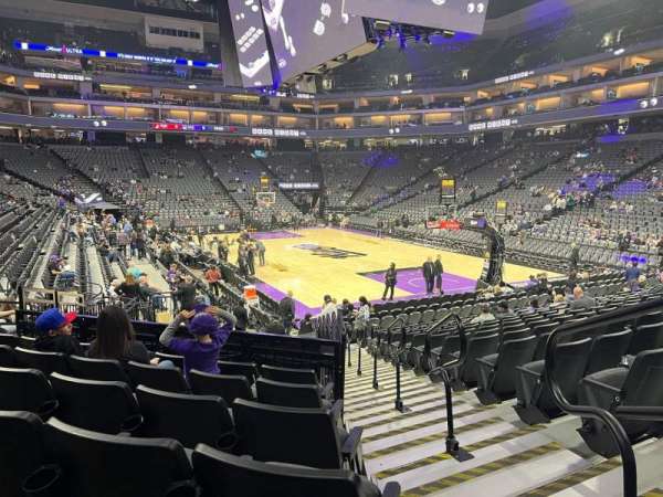 Golden 1 Center, section: 103, row: F, seat: 1