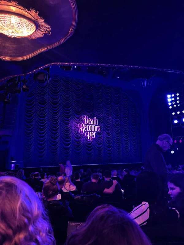 Lunt-Fontanne Theatre, section: Orchestra L, row: Q, seat: 17