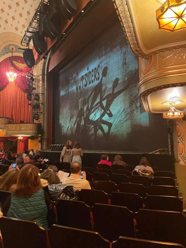Bernard B. Jacobs Theatre, section: Orchestra R, row: I, seat: 22