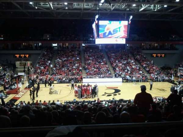 Fifth Third Arena, section: 223, row: 1