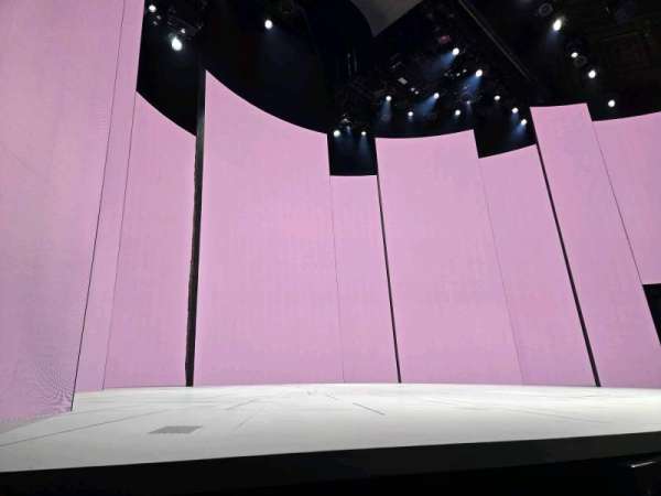 Nederlander Theatre, section: Orchestra L, row: B, seat: 7